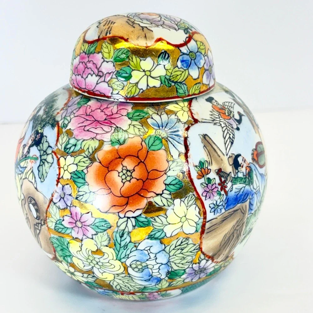 Antique Chinese Famille Rose Porcelain Ginger‎ Jar 4.5